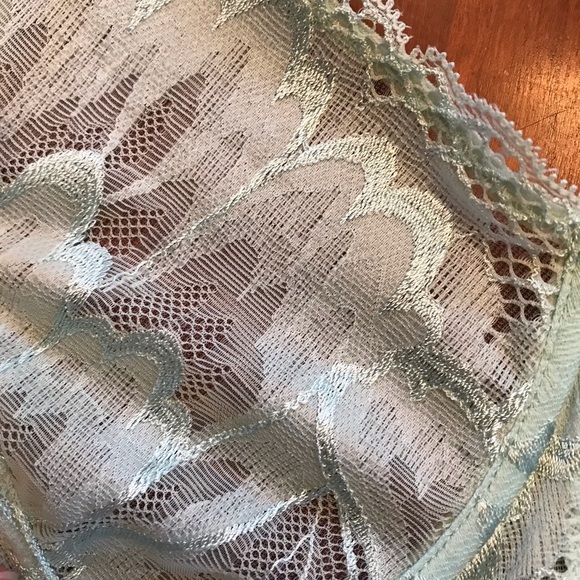 Stretch Lace Bra Balconette 32E 32DDD True & Co NWOT - Picture 4 of 6